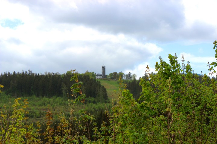 Hohe Bracht Entfernung