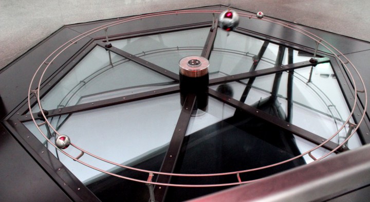 Phänomenta Foucaultsches Pendel