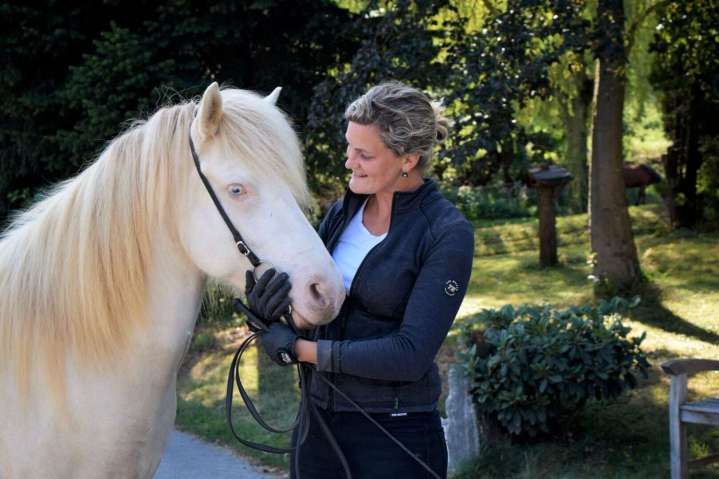 FALKENEGG: DER PONYHOF IST EIN&nbsp;LEBEN!