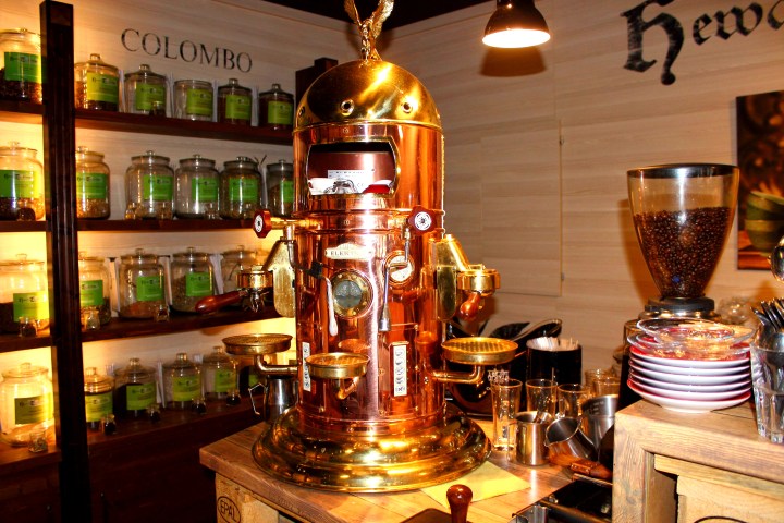 Hewa Tea Lounge Kaffeemaschine