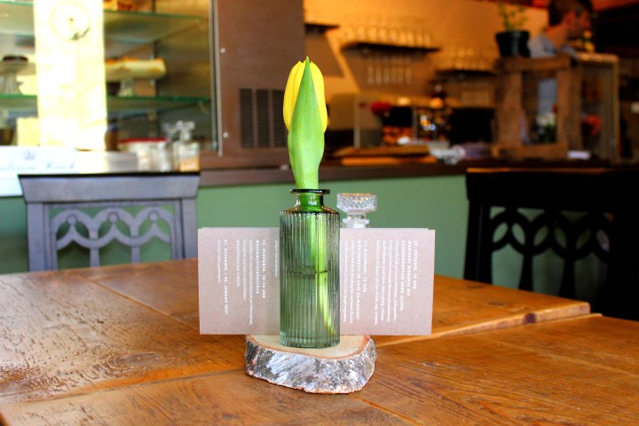 Café Heimatliebe Tisch