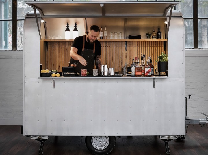 „DER LAARMANN“ UND SEIN&nbsp;BARTRAILER