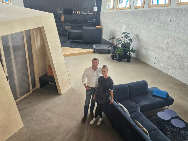 ZURÜCK BEI „JOHANNES&nbsp;NEUN“